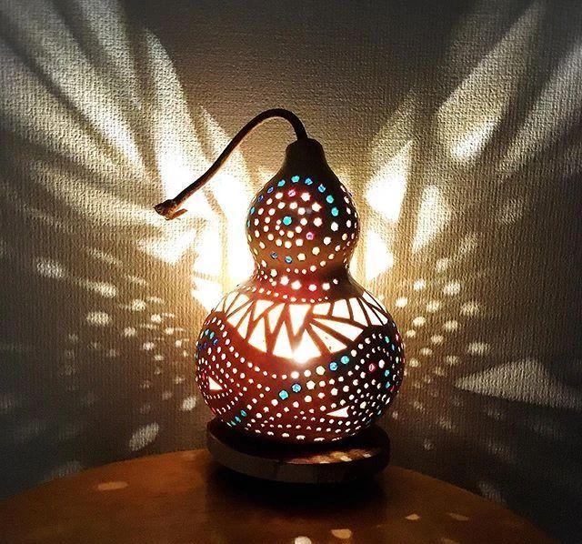 日本主妇用葫芦做灯走红网络,网友:拥有一技之长,活得真爽