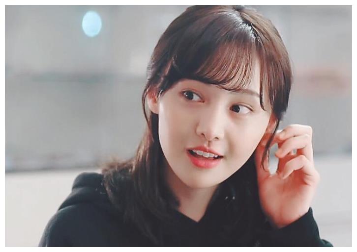 在看完了作为专家的陈世清的分析后,小编也觉得再让子弹飞一会儿吧,在