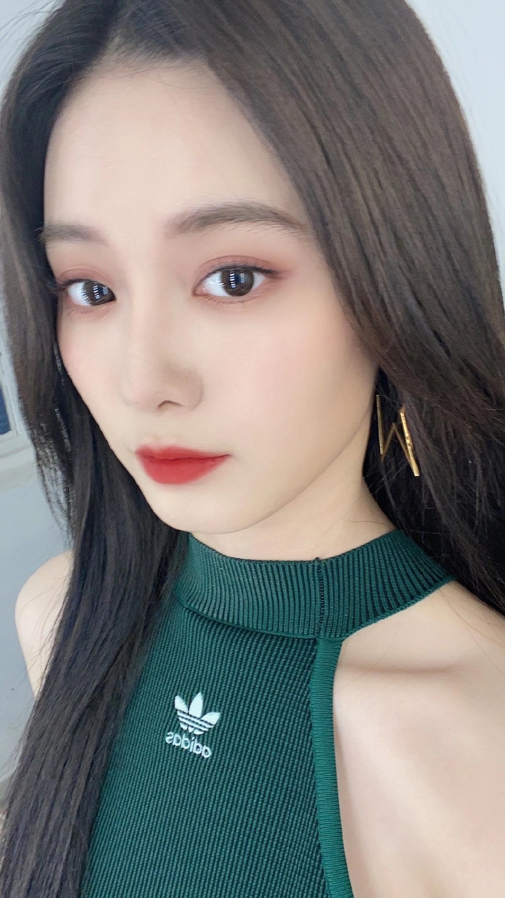 美女艺人徐艺洋迷人美照欣赏好看啊_高清图集_新浪网