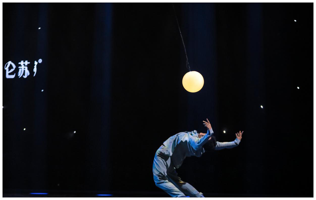 黎星竟是军艺校徽原型舞蹈风暴第二季当队长直呼难