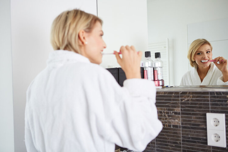 感染半数中国人的幽门螺杆菌，靠一支牙膏就能消灭？答案显而易见休闲区蓝鸢梦想 - Www.slyday.coM