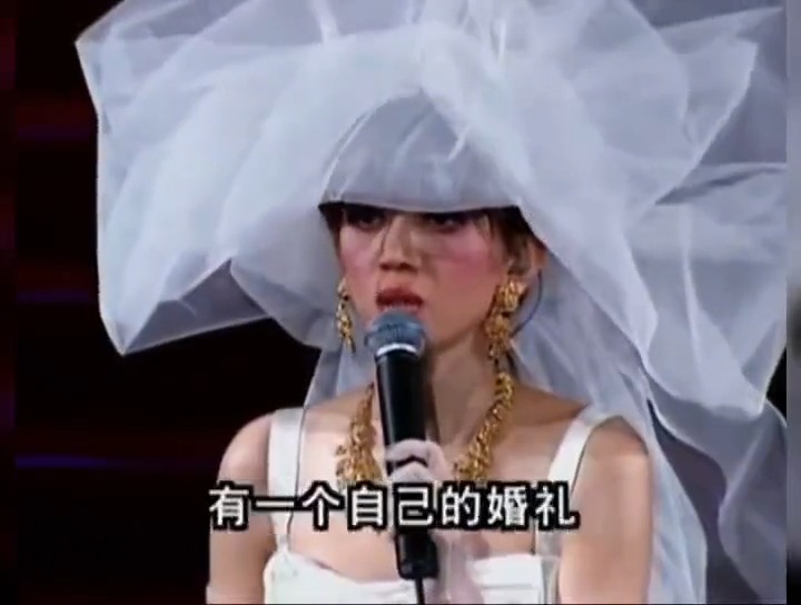 梅艳芳2003香港告别演唱会这段告白，满是让人心酸的无奈与不舍