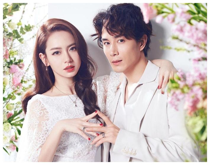 戚薇李承铉甜蜜秀恩爱，一家三口同游迪士尼，力破婚变传闻休闲区蓝鸢梦想 - Www.slyday.coM