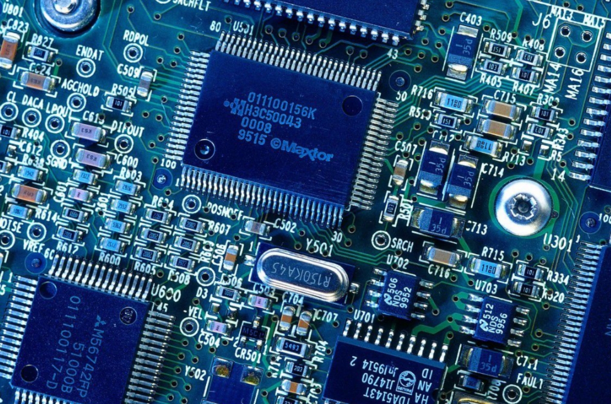 电子信息工程电子科学与技术通信工程光电信息科学怎么选