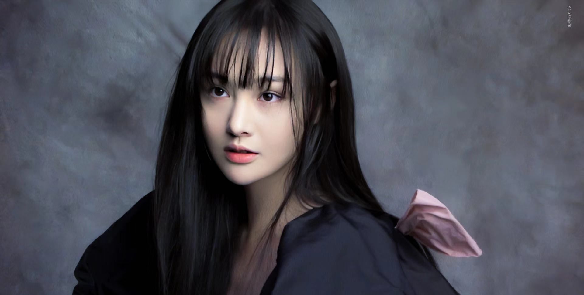 封面女孩郑爽撕开标签,告别小清新,走上时尚的道路_高清图集_新浪网