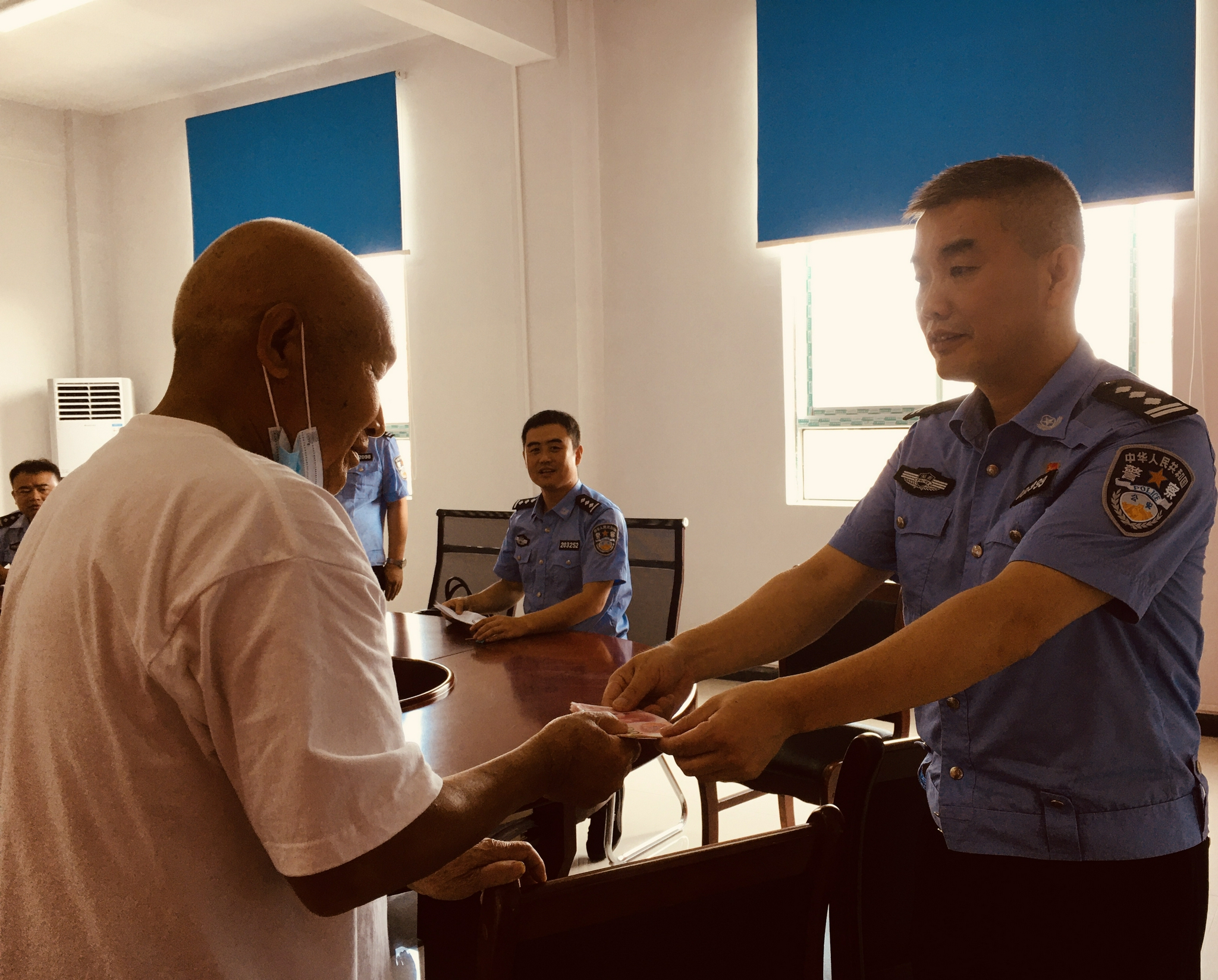 沅陵县森林公安局举行ˇ119"盗窃团伙案退赃仪式