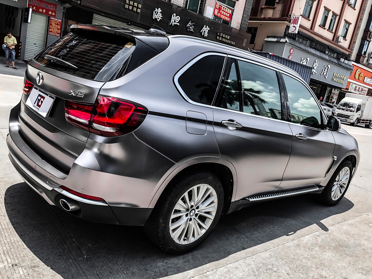 宝马x5车身改色电光碳灰 rg瑞集改色膜东莞厚街