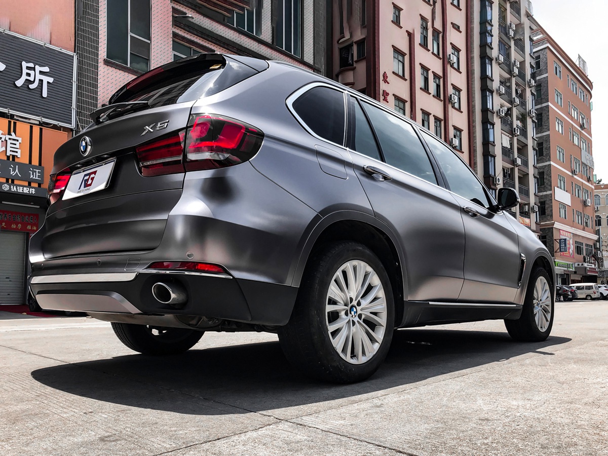 宝马x5车身改色电光碳灰 rg瑞集改色膜东莞厚街