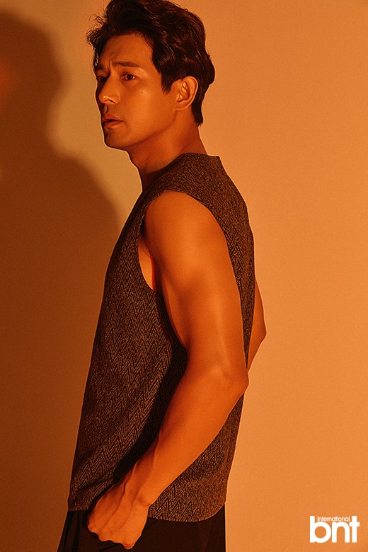 韩国艺人吴志浩最新杂志写真曝光