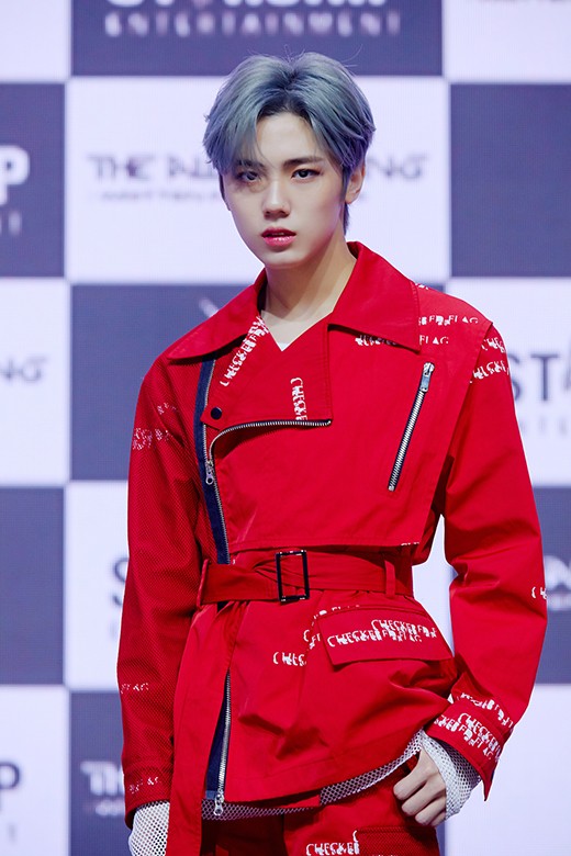 韩国男团cravity举行第一张正式专辑发布会