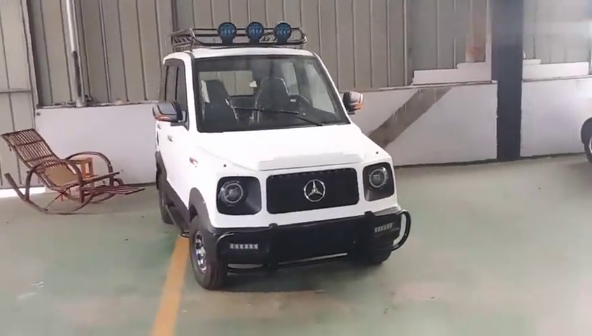 奔驰大g款老年代步车,油电两用续航三百公里,这是真的吗?
