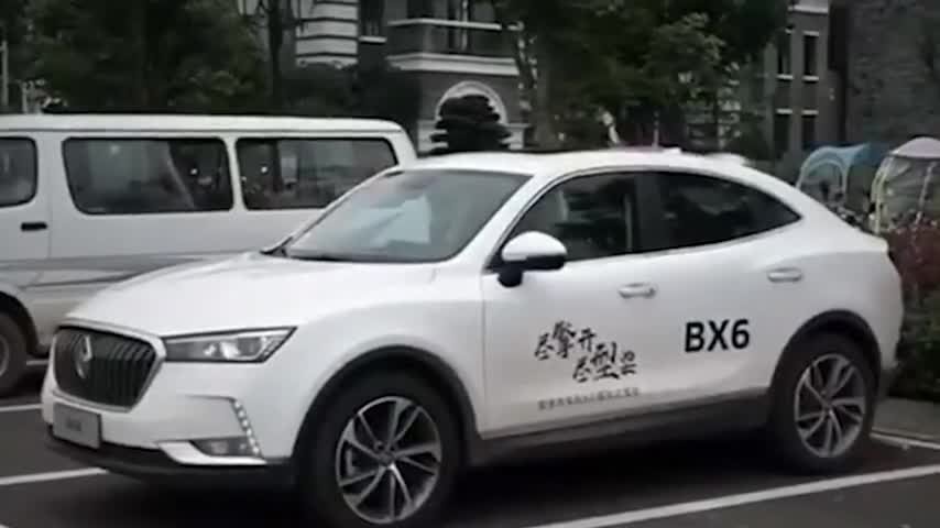 视频：宝沃BX6，大掀背轿跑SUV，可以说可爱又迷人了
