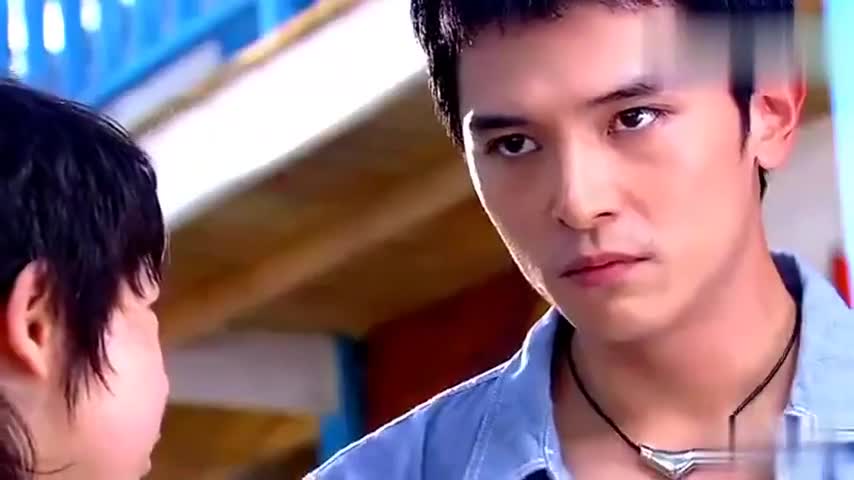 爱情睡醒了:项天骐真帅,及时出现拯救小贝,经典片段太棒了