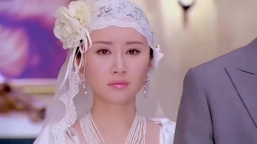 烽火佳人结婚大喜日子谁知新娘当众出丑幸好丈夫机智化解