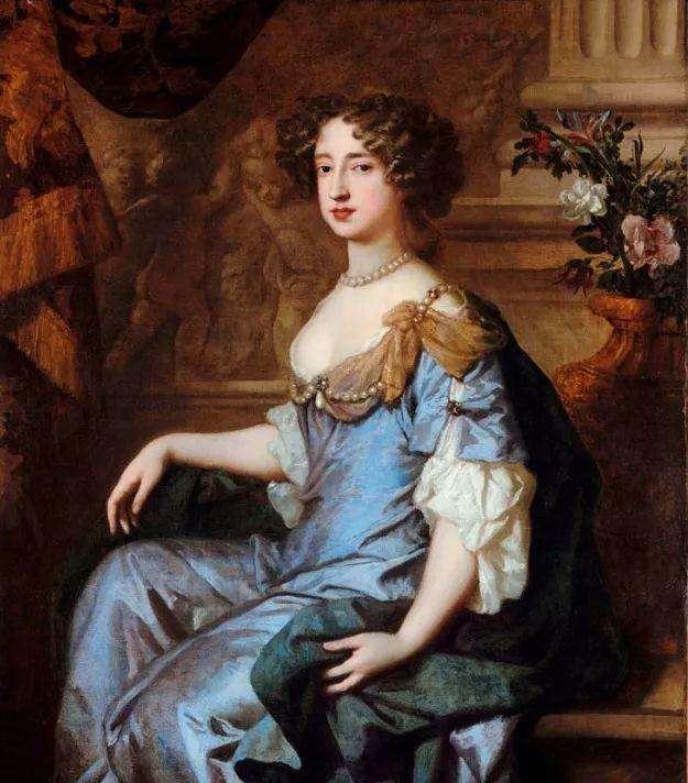 光荣革命后与丈夫尼德兰联合省总督威廉亲王共同回国执政.