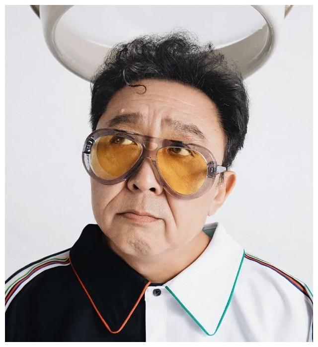 找51岁相声演员于谦当代言人,李宁胆子也太大了吧