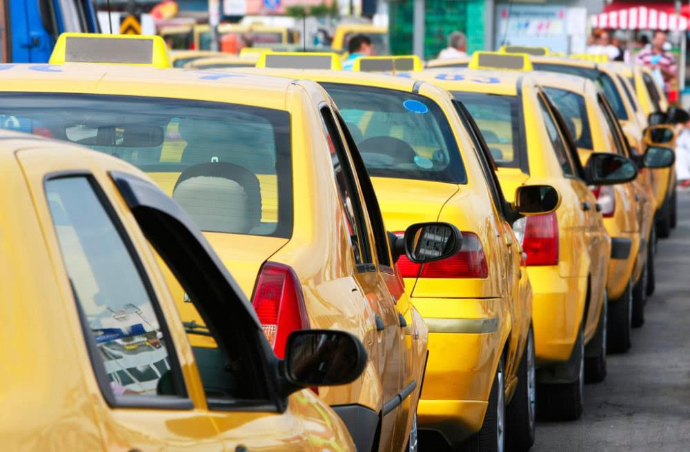 兰州的出租车一个月能挣多少钱?