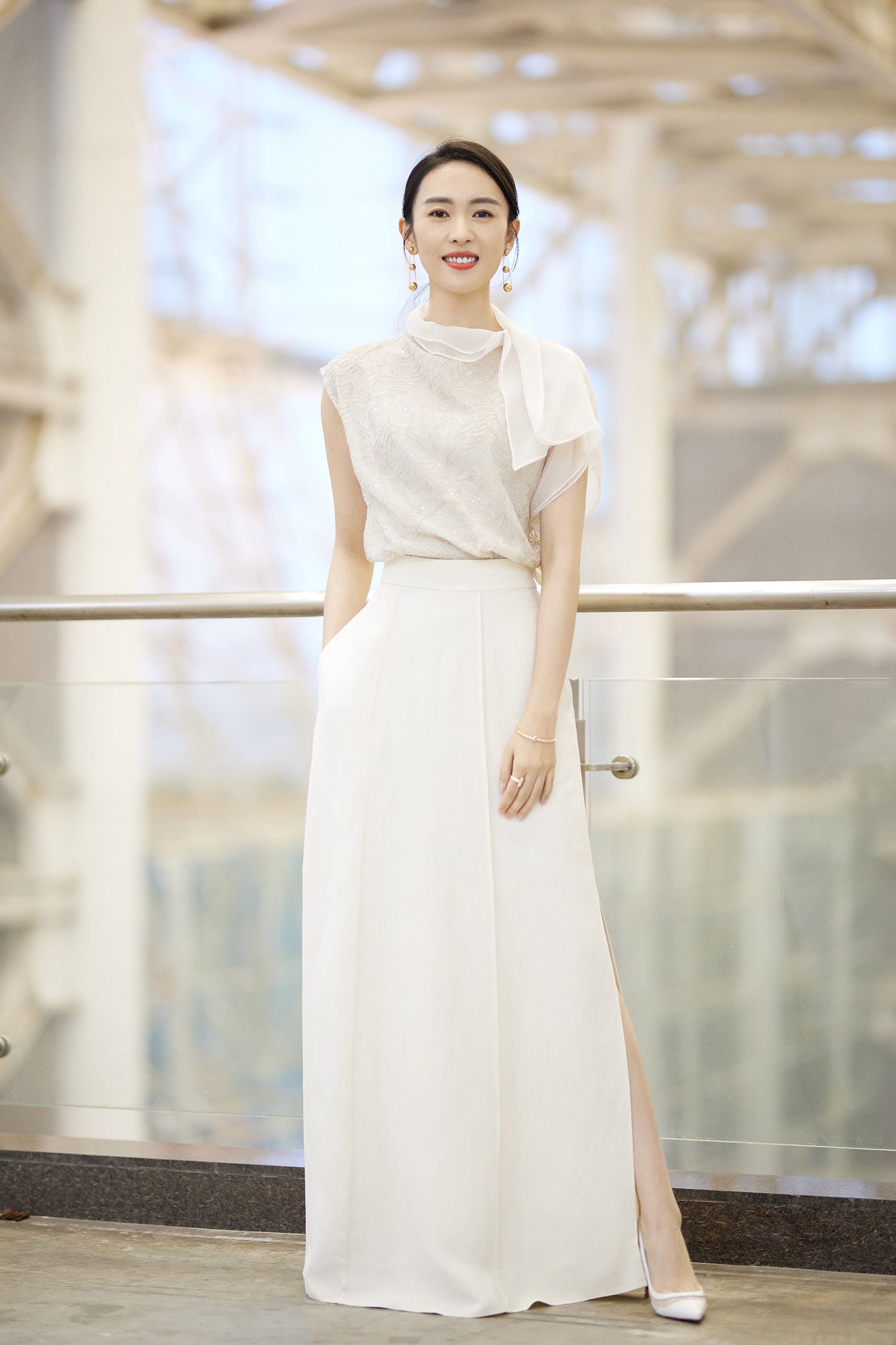 童瑶凭《大江大河》获金鹰奖最佳女演员 继白玉兰后再度斩获奖项