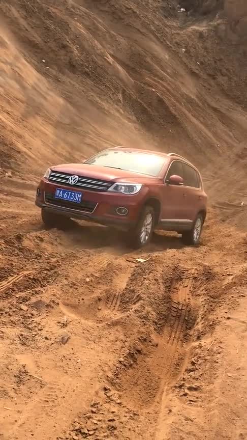 大众途观越野上坡实测原地起步还是不行啊