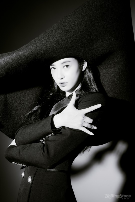 韩国女艺人李珠妍最新杂志写真曝光