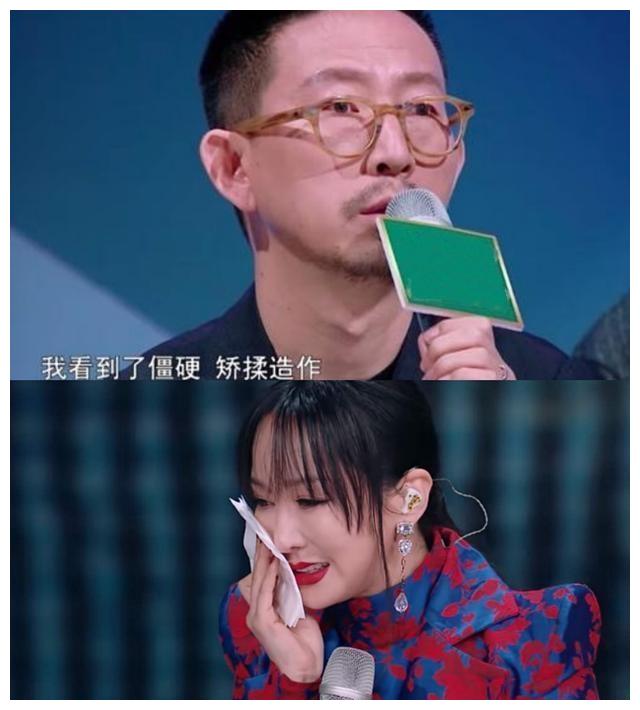 萨顶顶周深被丁太升狠批称左手指月是杂技型歌曲