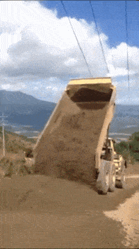 女友新买的裤子非要问我好不好看，我看完顿时感觉好饿啊哈哈哈哈休闲区蓝鸢梦想 - Www.slyday.coM