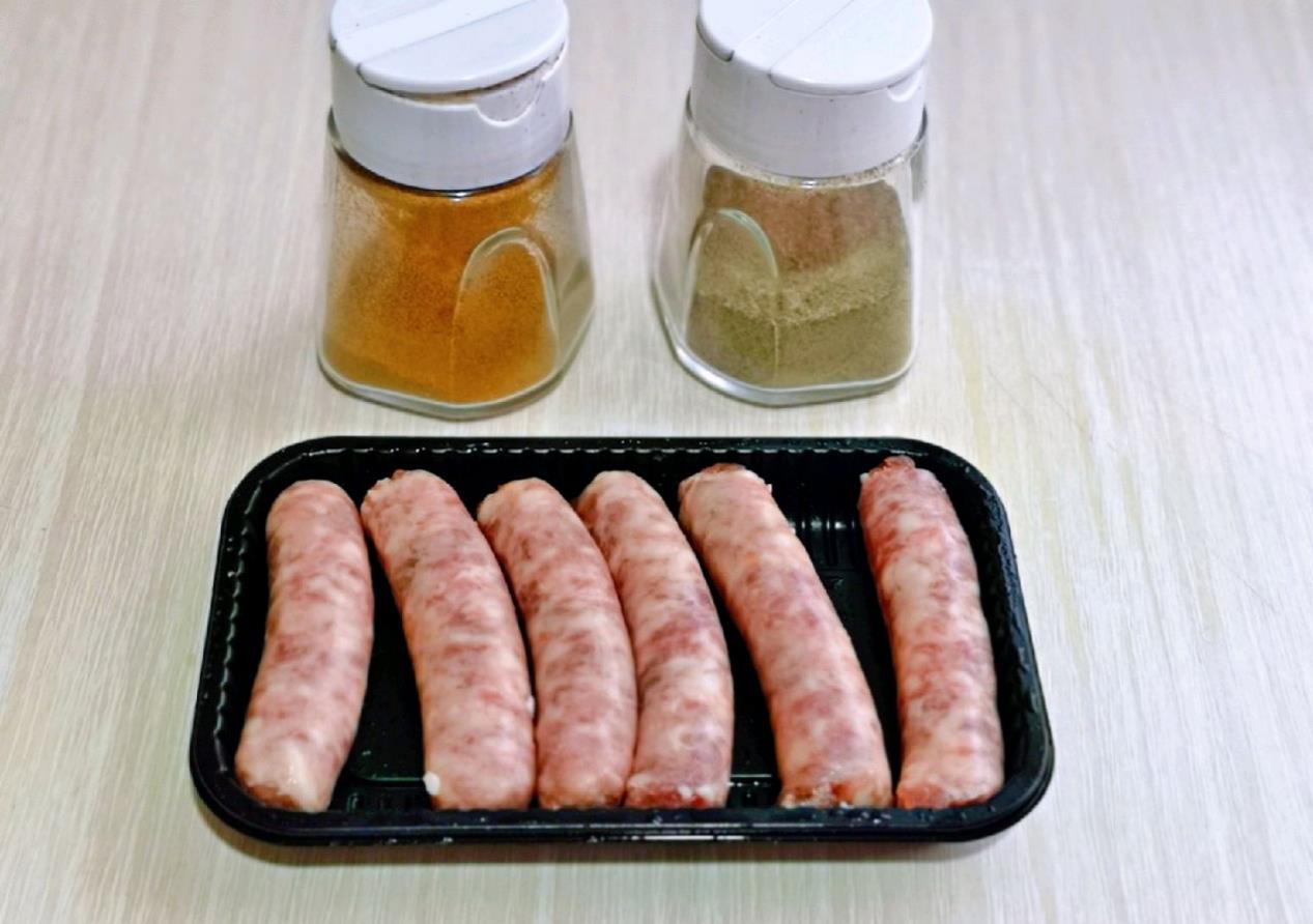 烤箱版迷迭香烤牛肉肠自己做的吃着放心做早餐或零食都不错