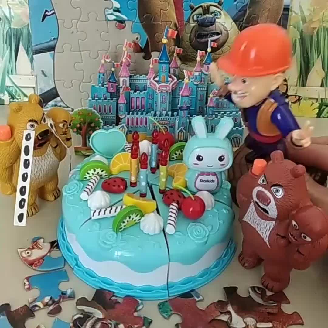 光头强熊大要给熊二一个生日惊喜,熊二不知情还生气了,这下闹误