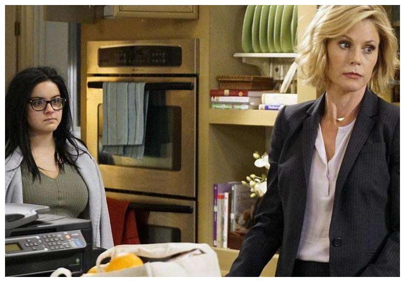 摩登家庭大家族中的各种趣事每个人物均有独特表现