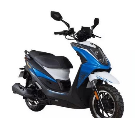 前后碟刹配cbs,12英寸菠萝胎光阳动丽g150越野版轮胎采用了越野专用的