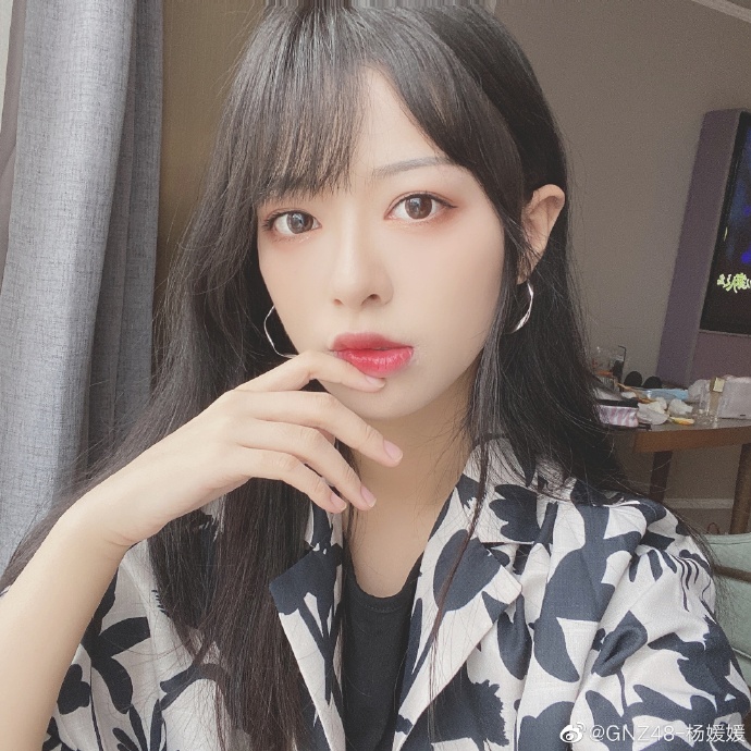 美少女gnz48-杨媛媛迷人可爱写真美照好美的