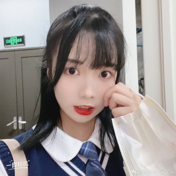 美女艺人gnz48-吴羽霏迷人可爱美照好喜欢
