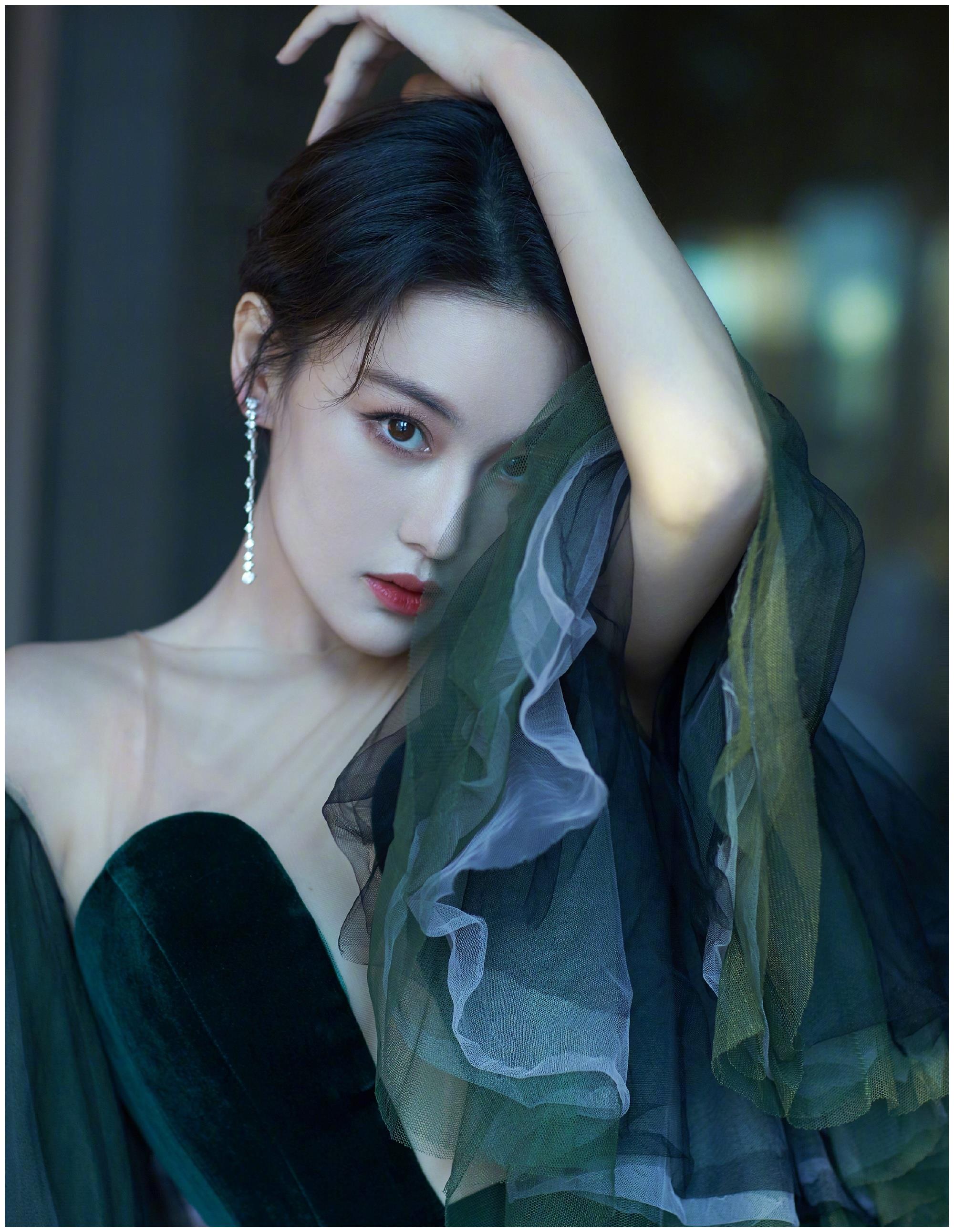 军嫂张馨予t台走秀(军嫂张馨予t台走秀 app)