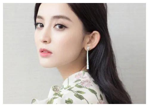 angelababy排行榜_人气角色评选,杨紫暂排第四,郭俊辰第五,baby的排名让人意外(2)