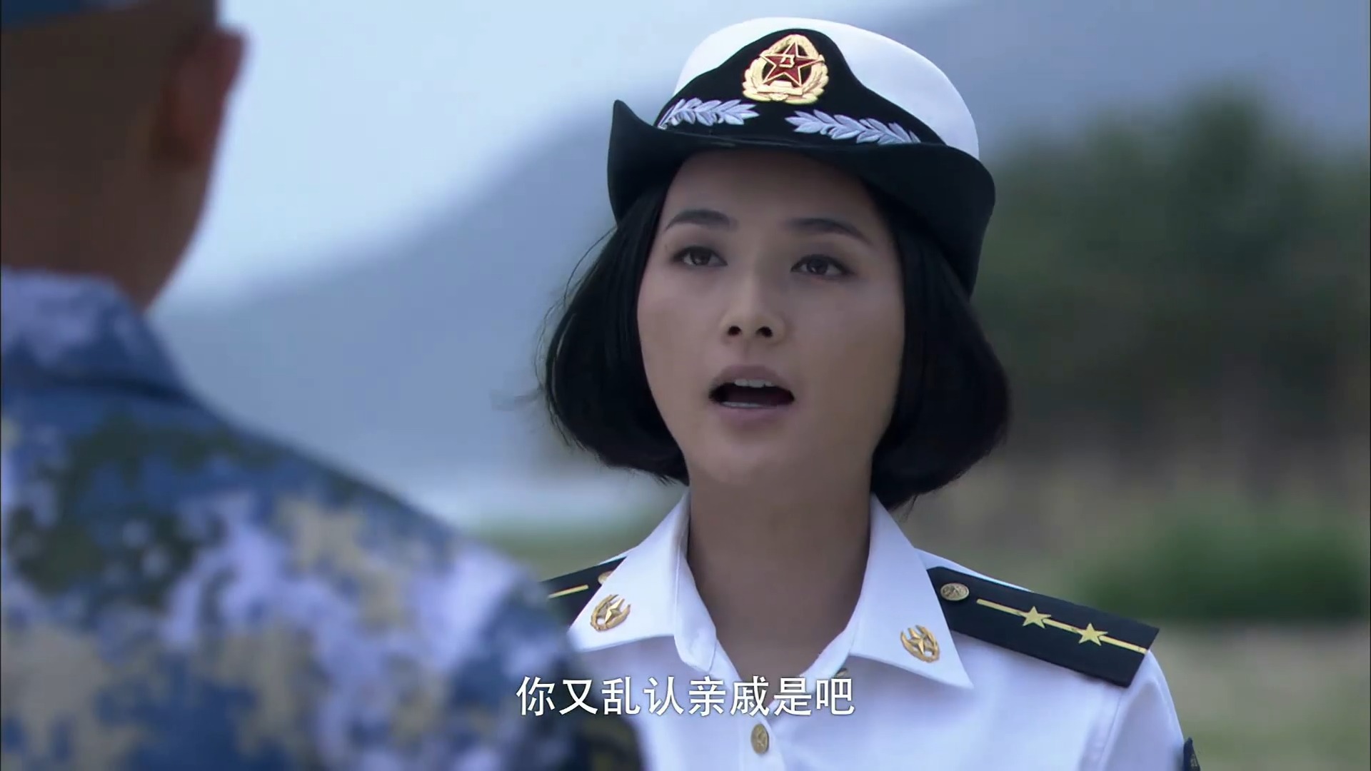 火蓝刀锋:蒋小鱼又乱认亲戚,海训场总算是保住了