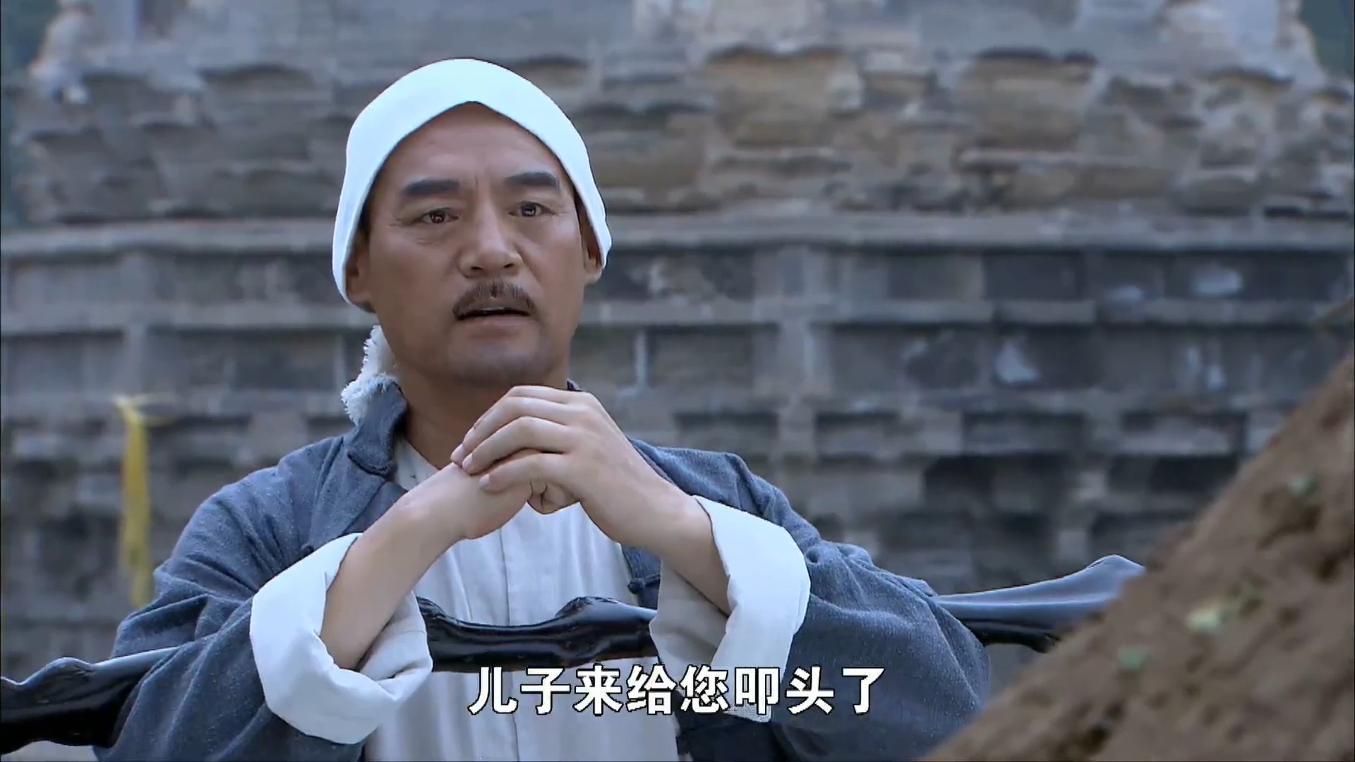 打狗棍一到傍晚鬼子便躲进避暑山庄戴天理再想得手就难了