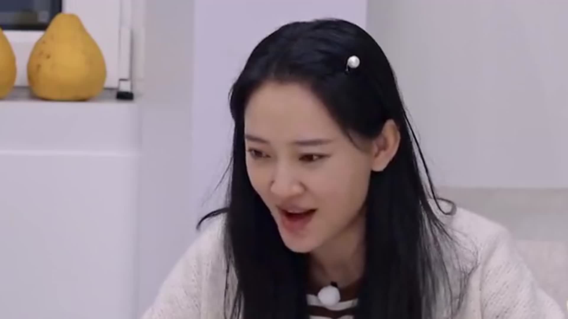 女儿凶聂远：多给点妈妈生活费？随后聂远的回答，贫穷限制想象