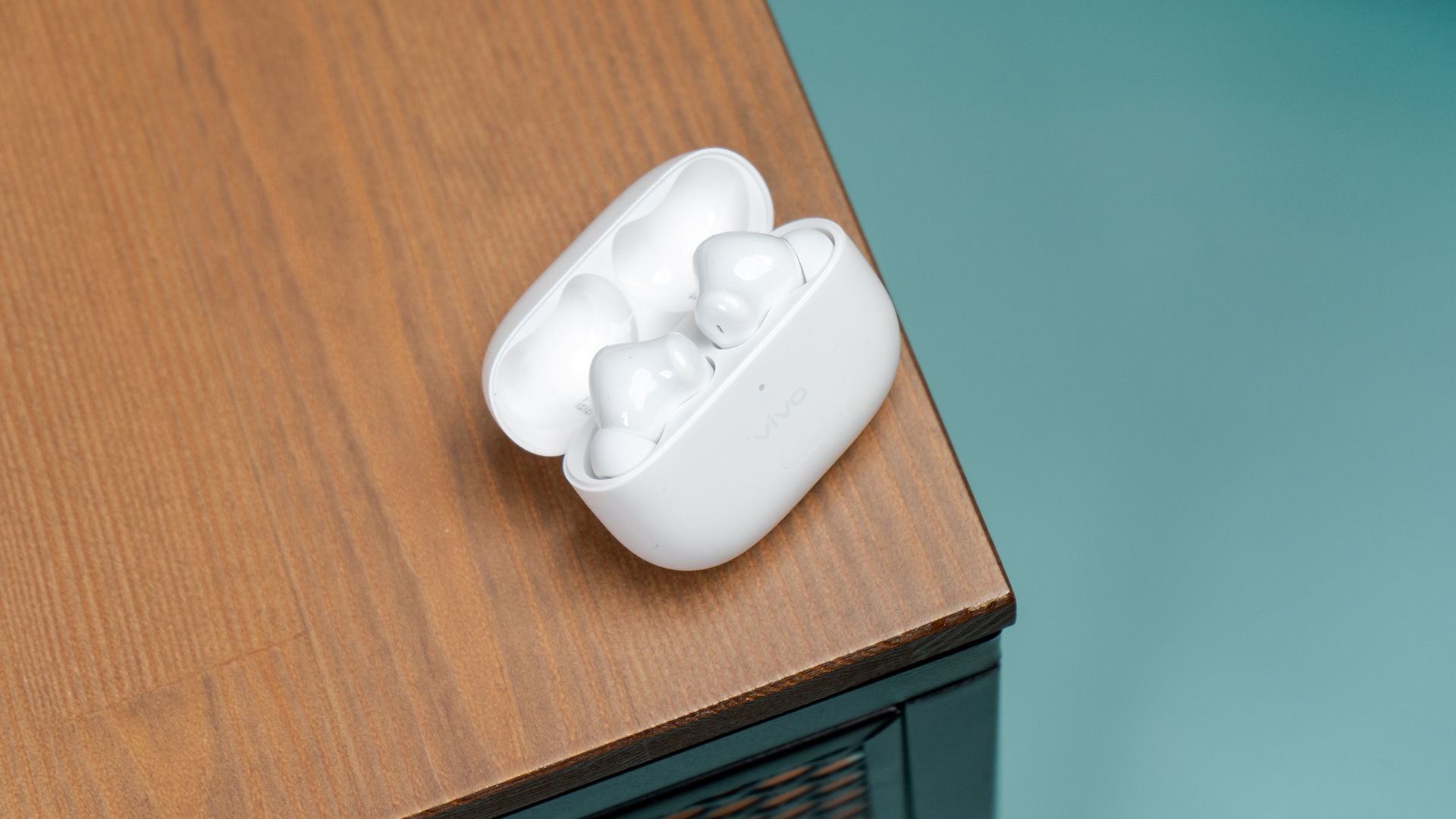 轻巧好听长续航 vivo tws 2e真无线耳机图赏__财经头条