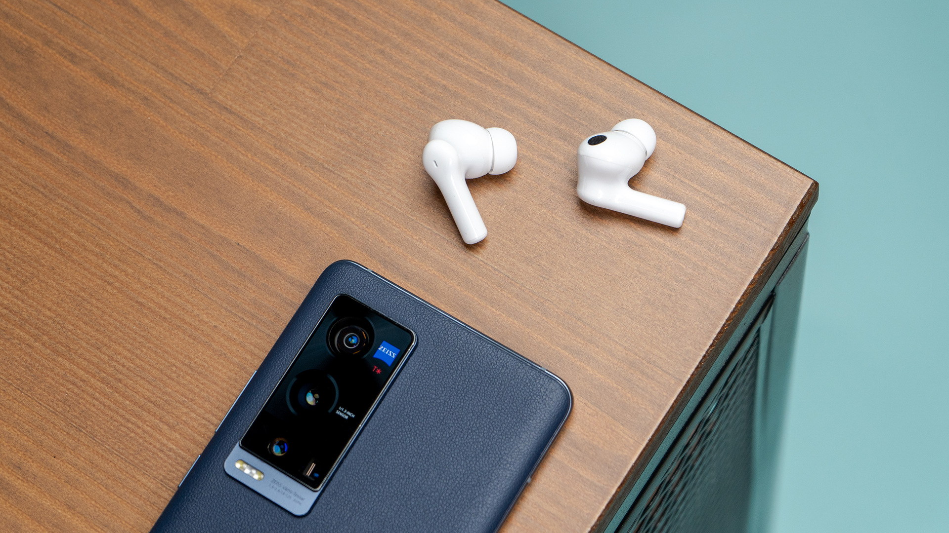 轻巧好听长续航 vivo tws 2e真无线耳机图赏__财经头条