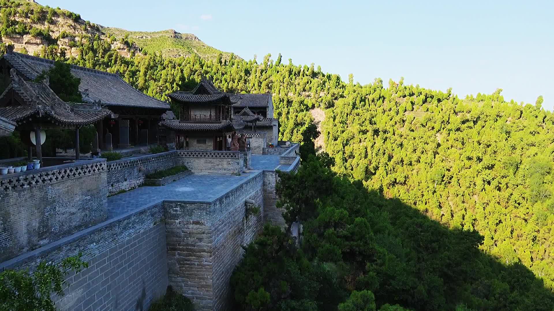 山西吕梁安国寺,这里挺美的,空气非常的新鲜