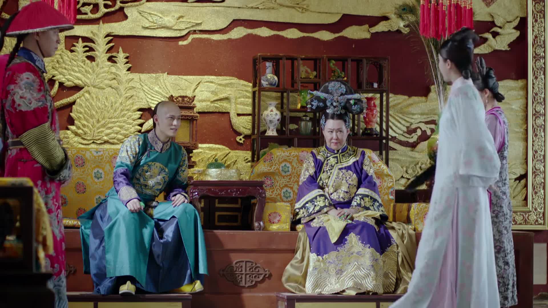 龙珠传奇女孩自问自答神情搞笑不料把皇上太皇太后都逗笑了