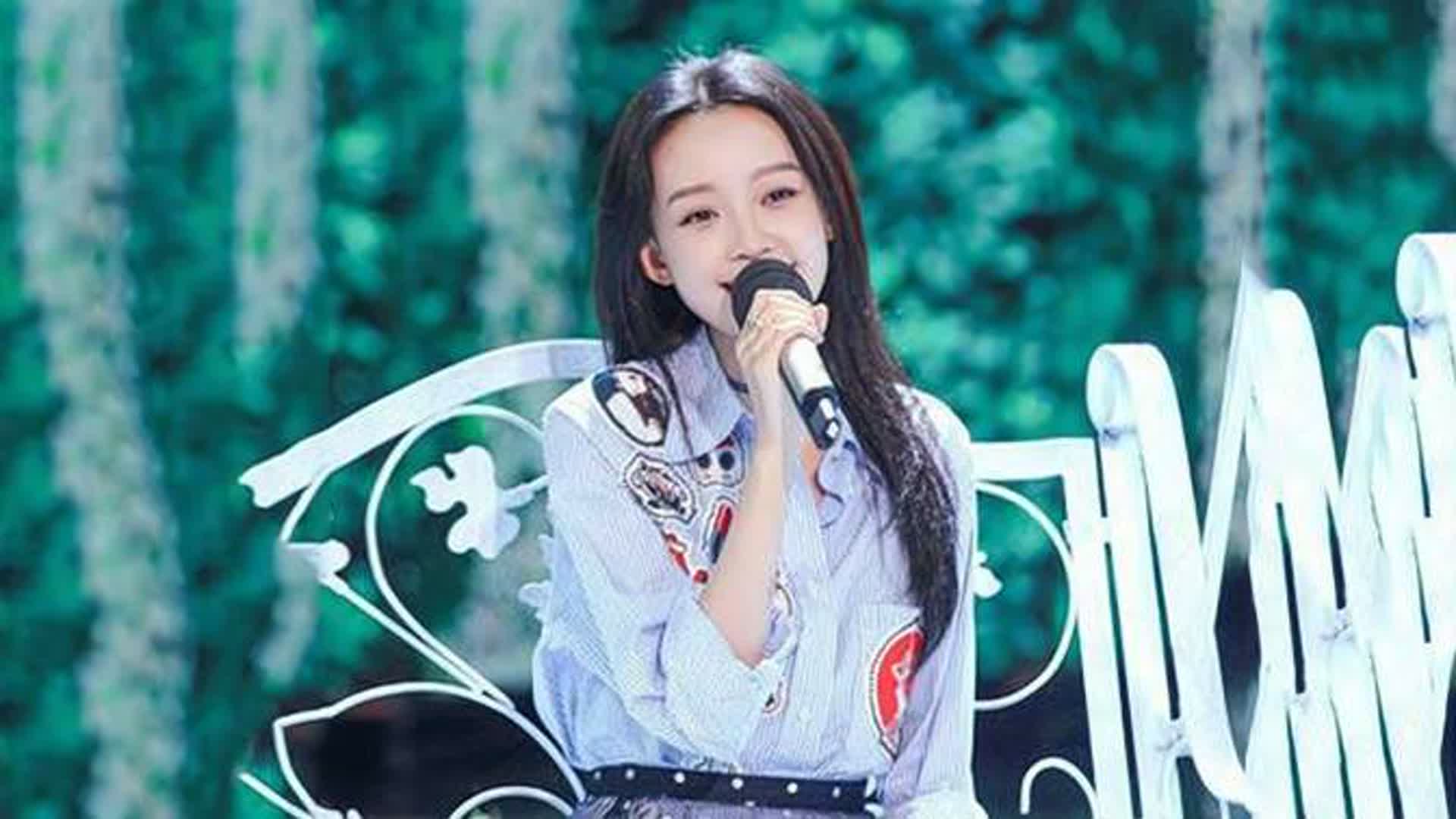 孙怡唱给董子健的歌，现场演唱《对的人》，歌词太甜蜜了！