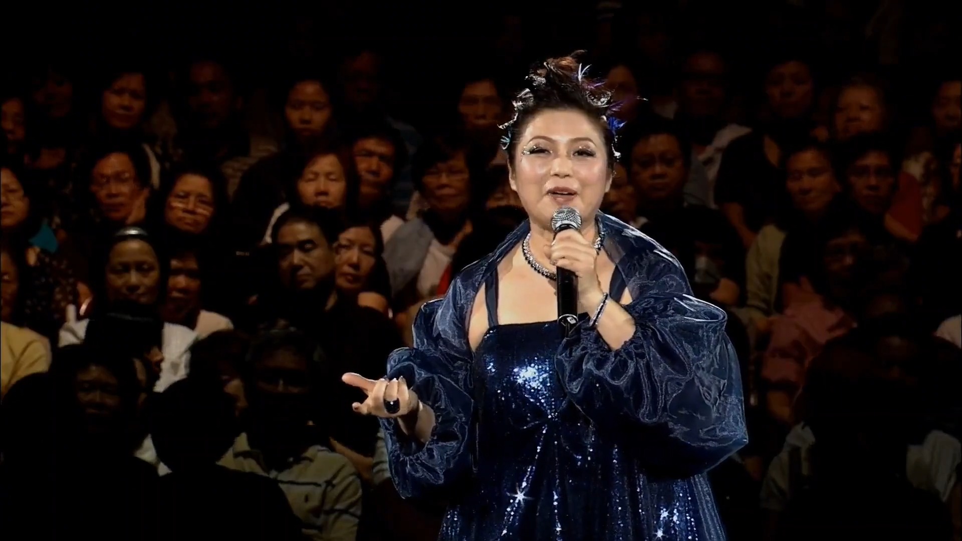 麦洁文&张德兰《乘风破浪》两大歌手同台演绎，令人振奋的励志歌