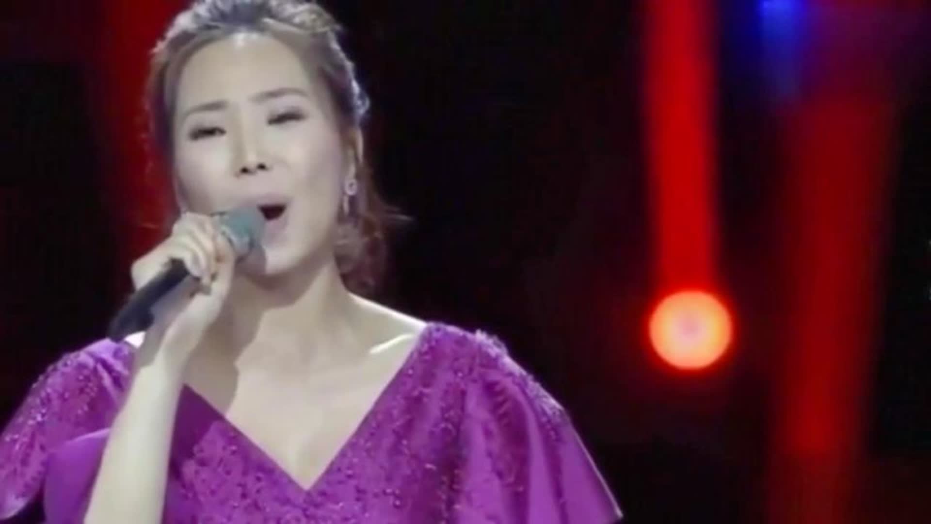 云朵翻唱阿妹最成功的一首歌，听几句就已中毒，刀郎指导有功了