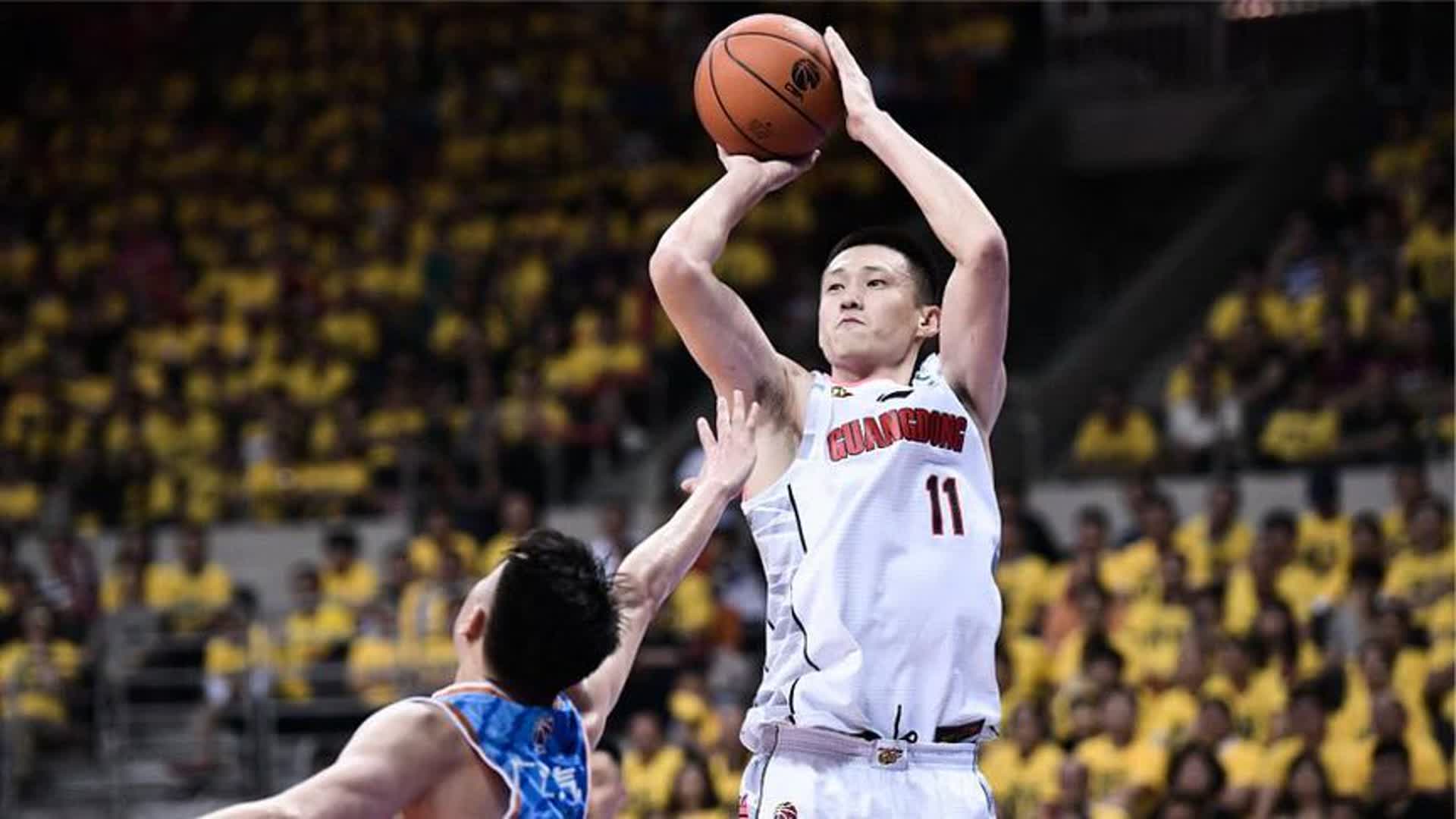 表现太令人失望！周鹏已成球场混子，还能入选中国男篮吗？