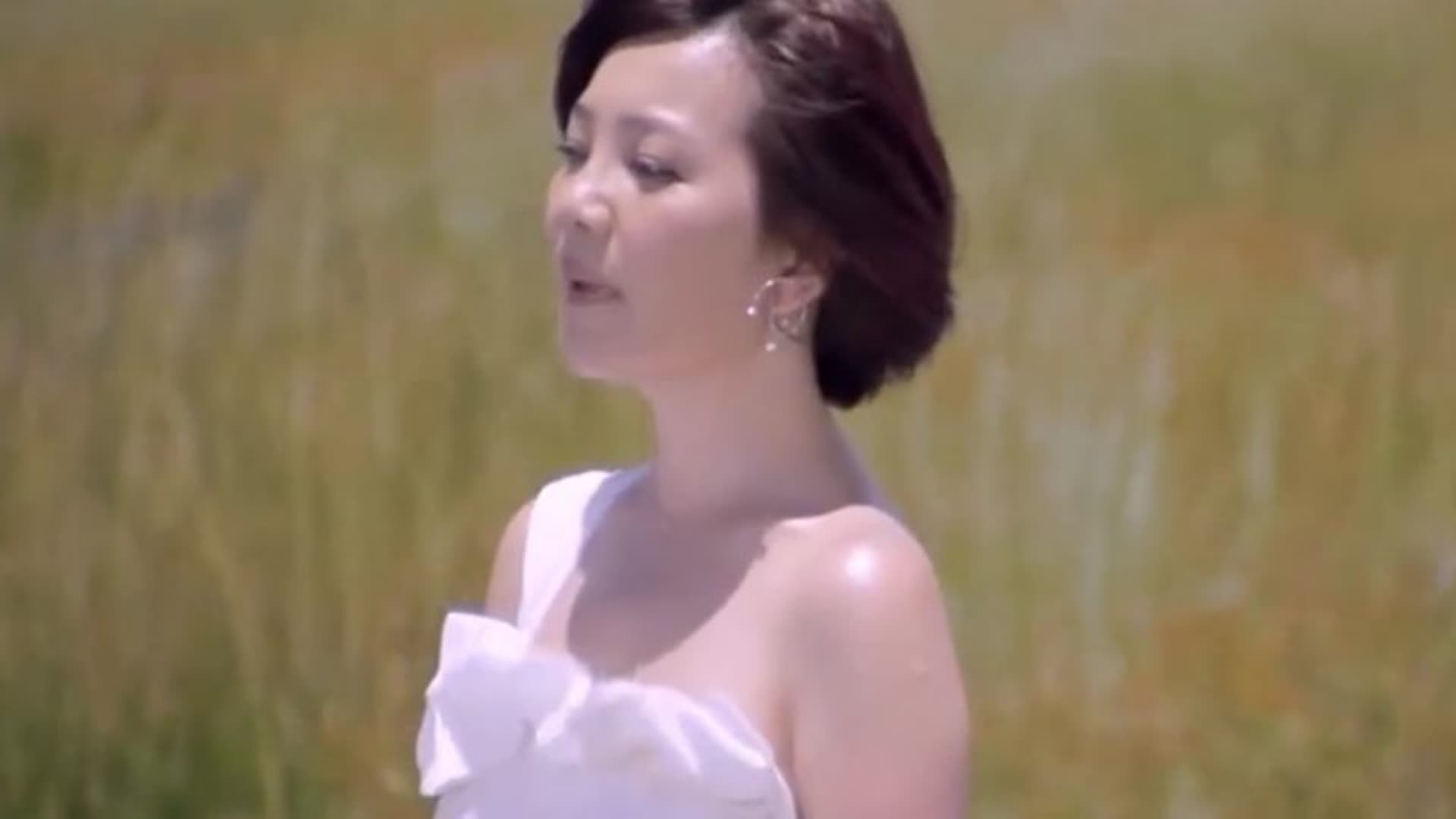 梁静茹《爱久见人心》唱出了心里的甜蜜和苦涩