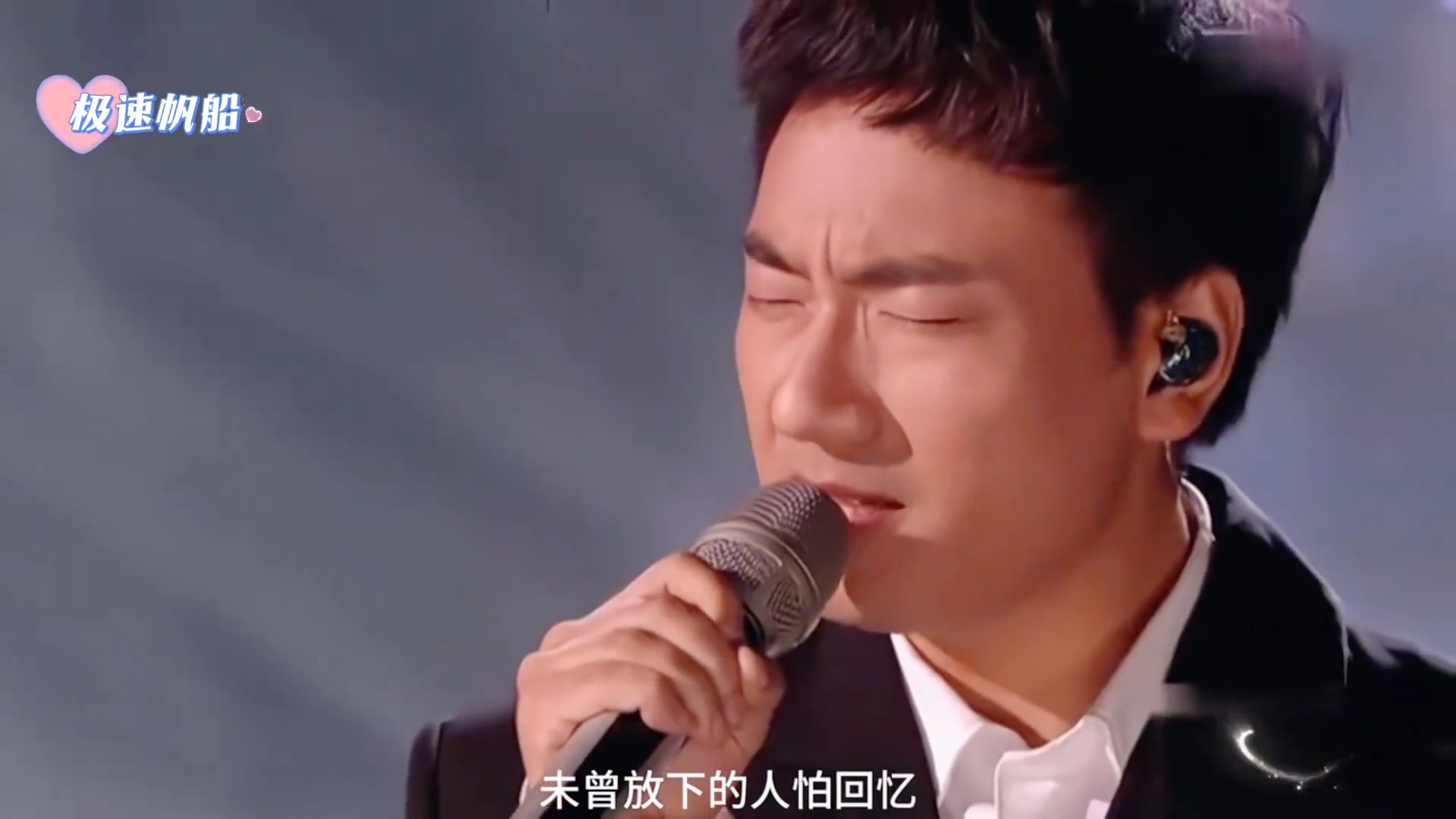 海来阿木唱出了普通人的情感，拨动内心深处最最脆弱的心弦。