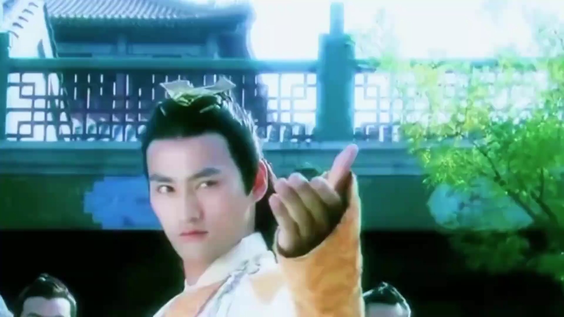 彭青一首《我知能爱你》优美悦耳的旋律，搭配古风画面才叫绝