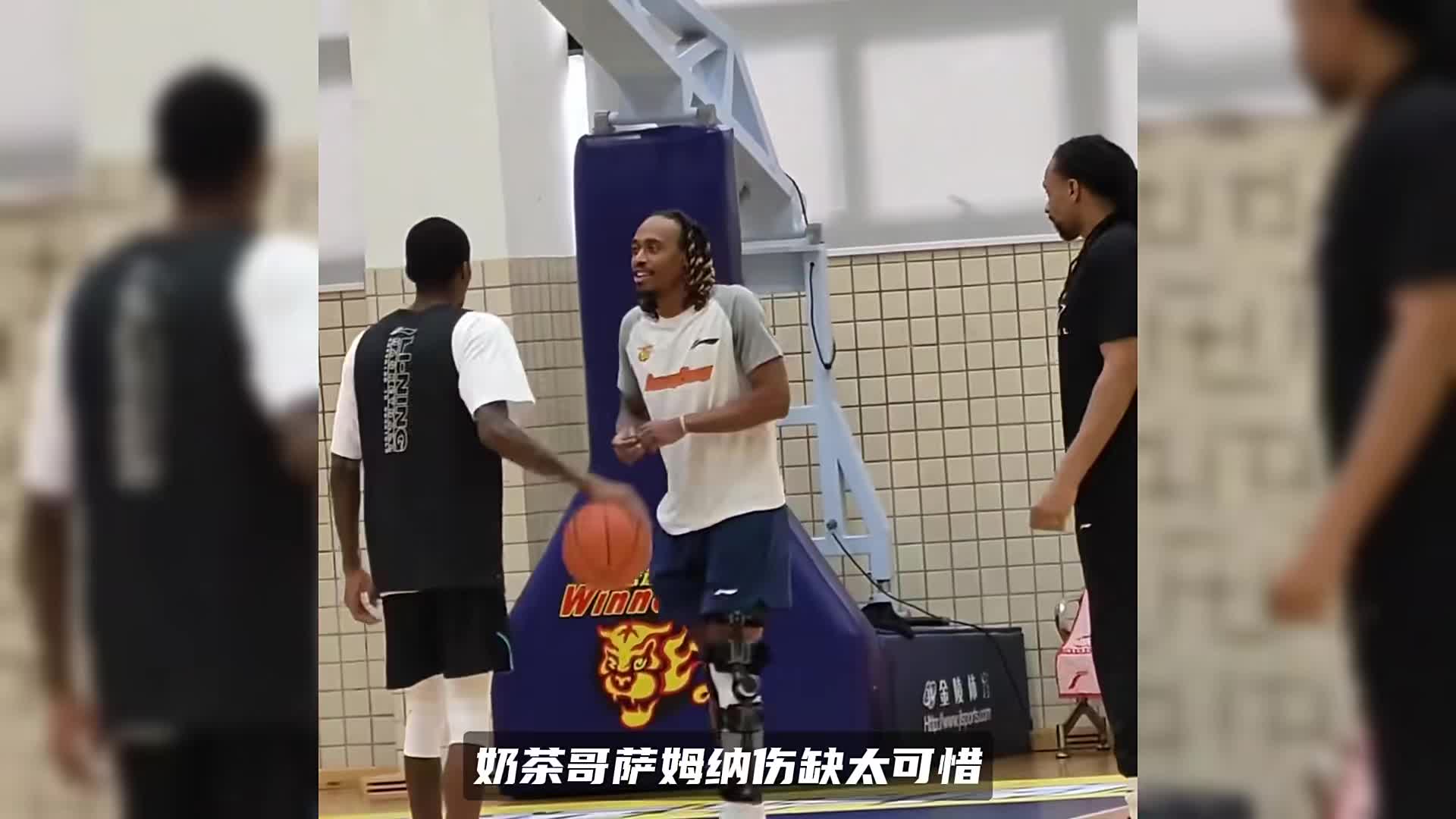 萨姆纳赛季报销！广东双大外阵容出炉，胡明轩崔永熙要挑大梁了