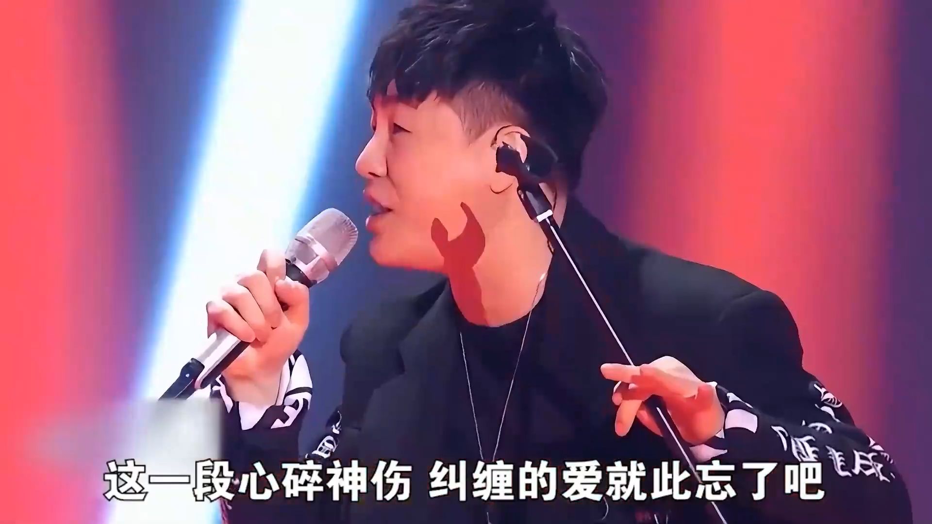 一曲封神被国家授奖，险些逼疯林俊杰，胡彦斌的实力有多牛